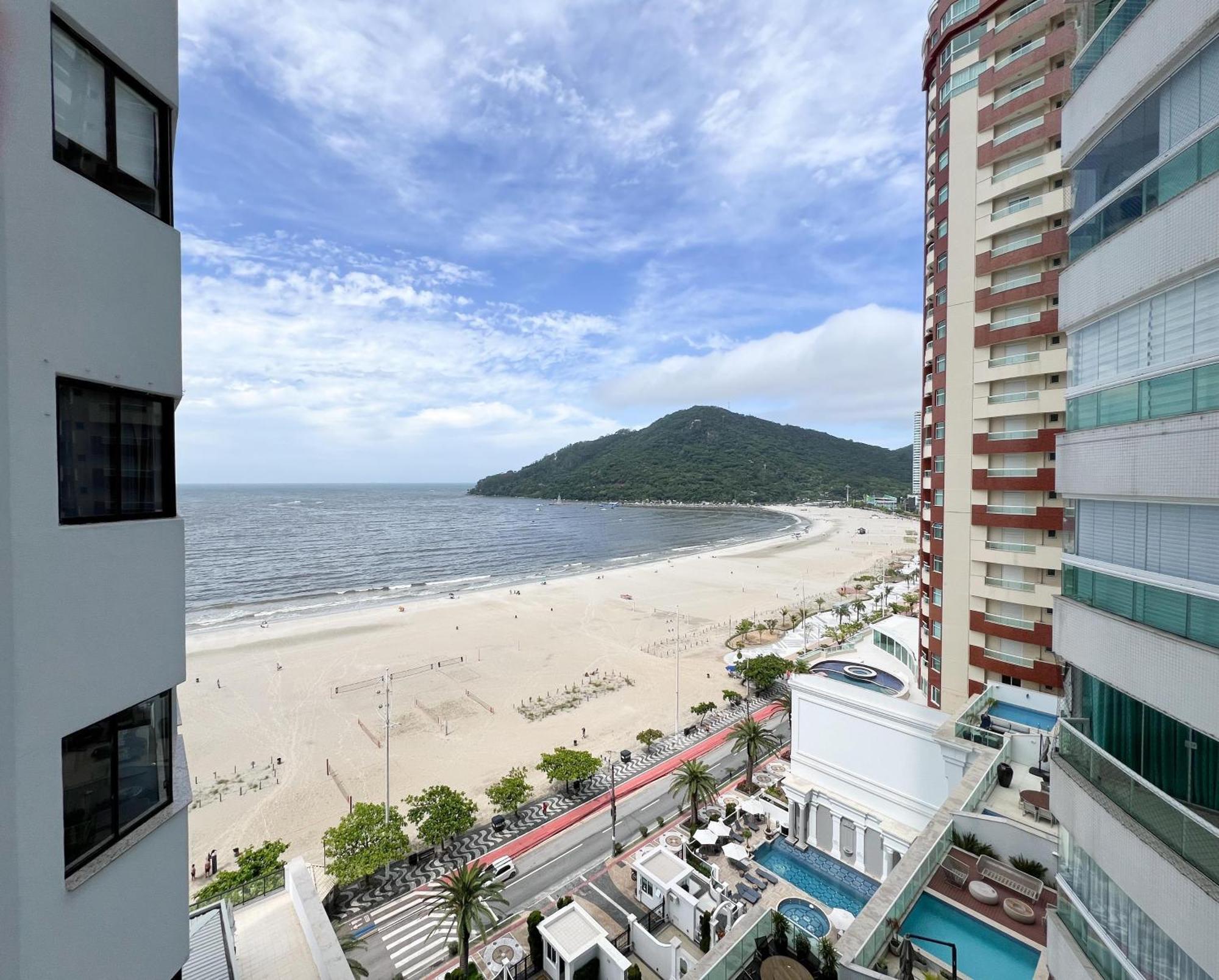Excelente Ap Pe Na Areia Vista Mar Leilighet Balneário Camboriú Eksteriør bilde